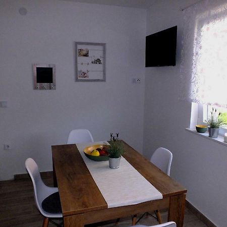 Apartmani Berno Starigrad Paklenica Exterior photo