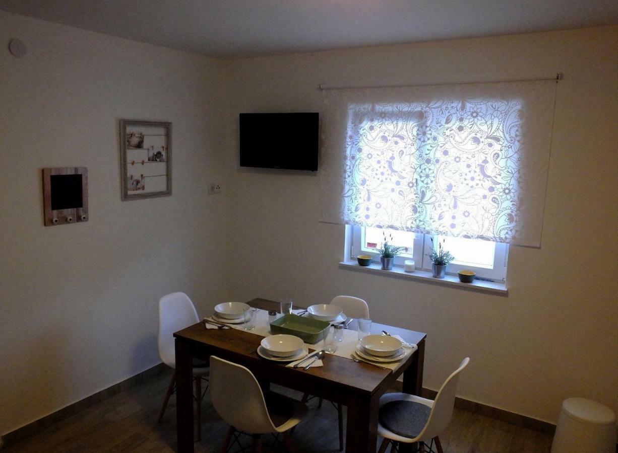 Apartmani Berno Starigrad Paklenica Exterior photo